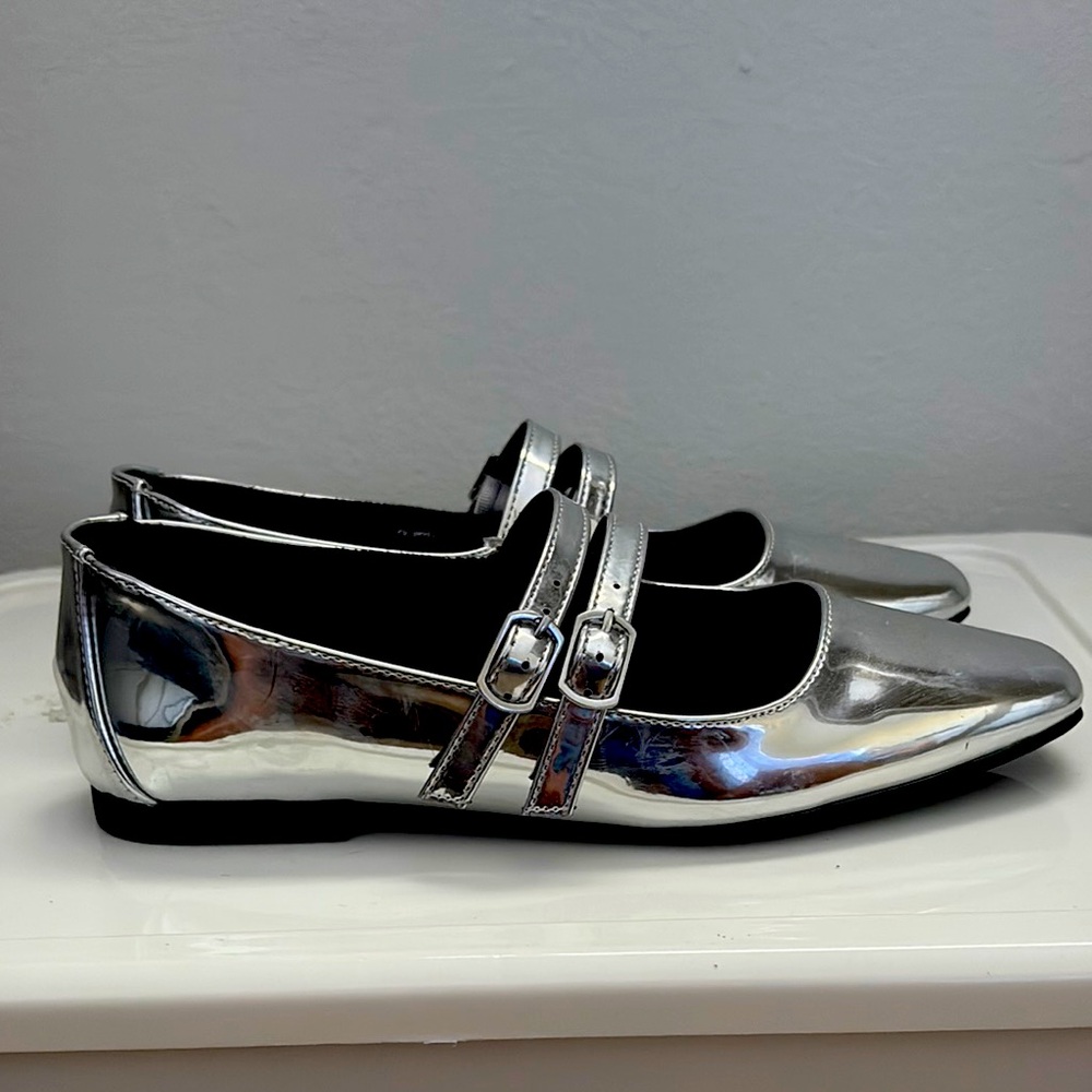 Steve Madden Mary Jane Flats